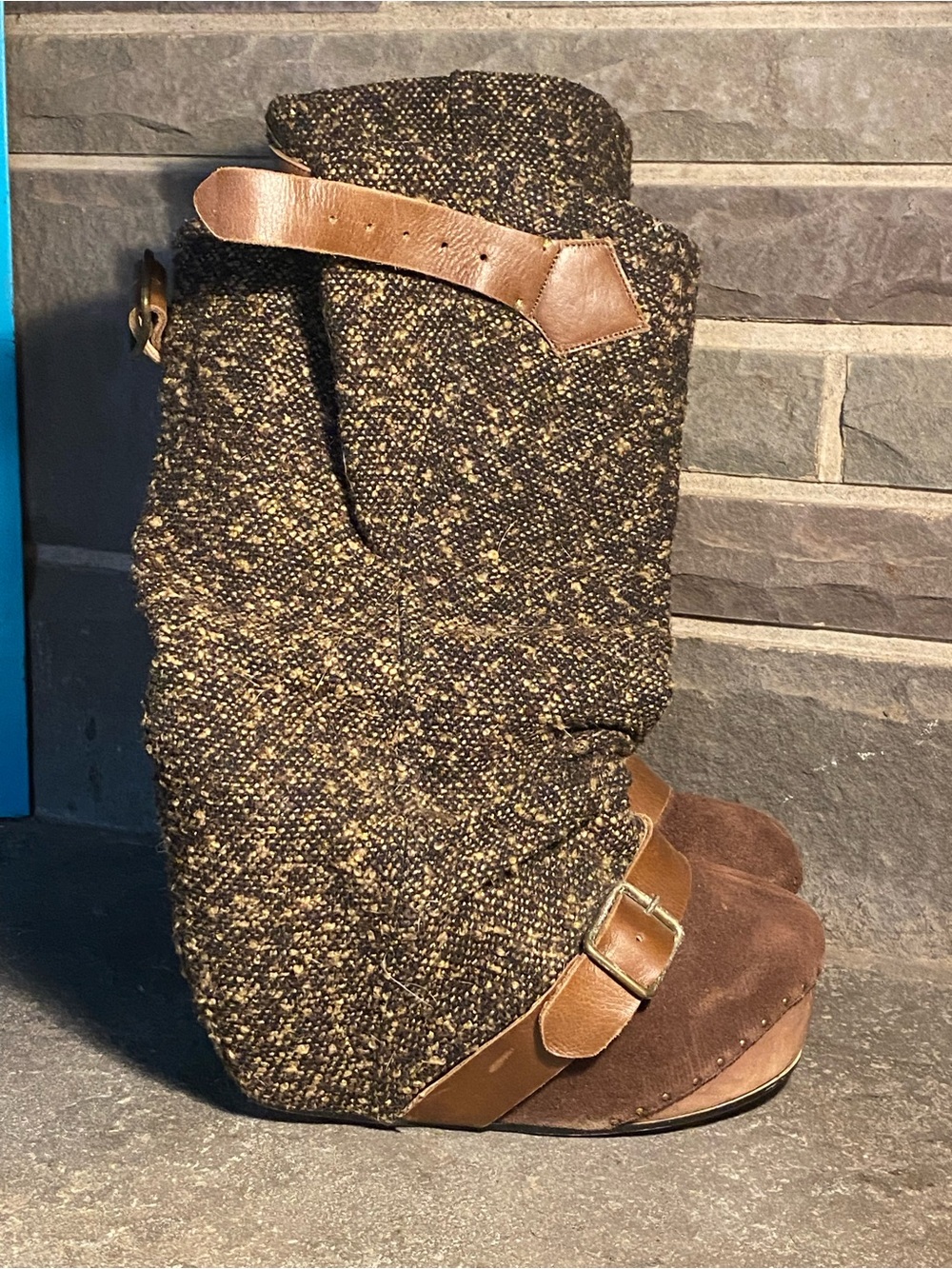 Rare HTF Irregular Choice “Longer Lashes” brown suede/tweed platform boots, US 9 - Picture 11 of 13